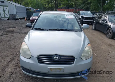 2009 Hyundai Accent Gls z USA, uszkodzony, nr VIN KMHCN46C89U297981